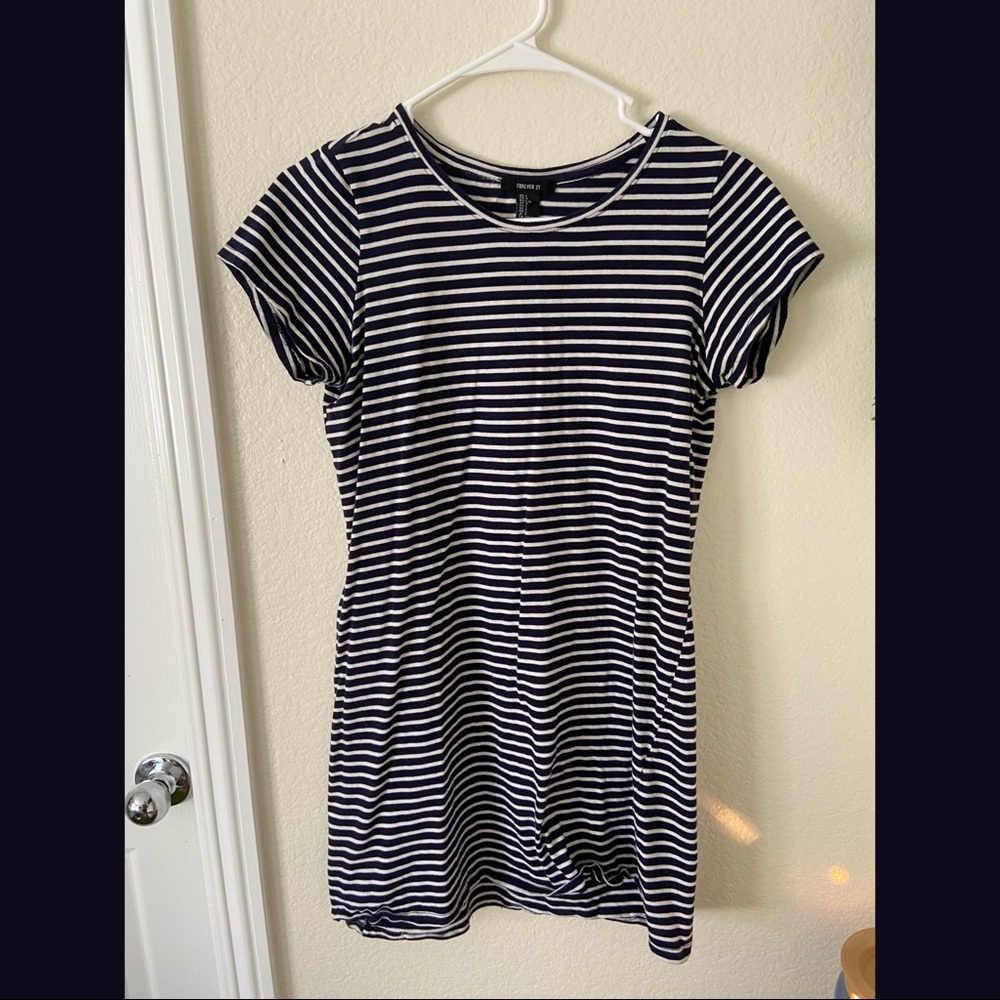 Forever 21 navy and white stripped t-shirt dress